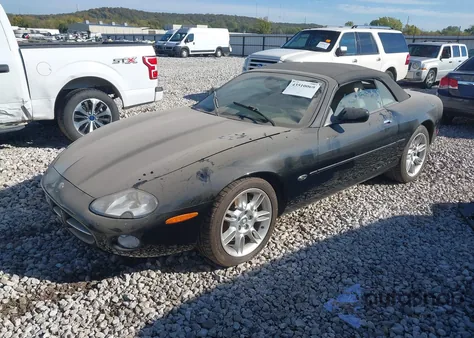 2002 Jaguar Xk8 z USA, uszkodzony, nr VIN SAJDA42C72NA26652